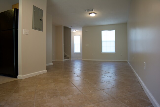 Living Room - 4314 Catherine St