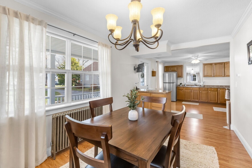 Building Photo - 36 Kulig St