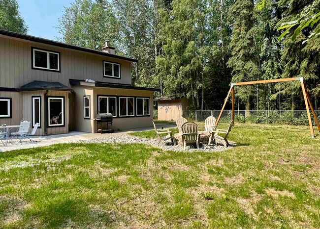 Building Photo - 4 bedroom / Pet friendly home in North Pol...