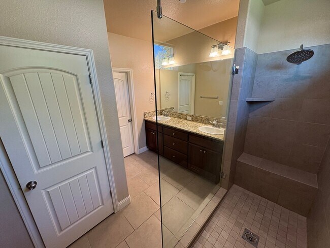 Building Photo - Lennar built home, coming soon!