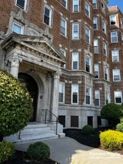 Primary Photo - 1175 Boylston St