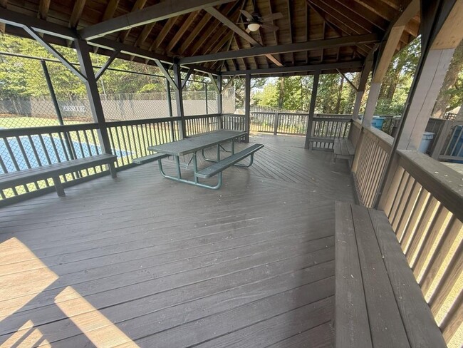 Building Photo - 11640 Vista Forest Dr
