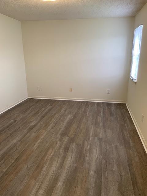 Building Photo - 3103 Sherwin Dr
