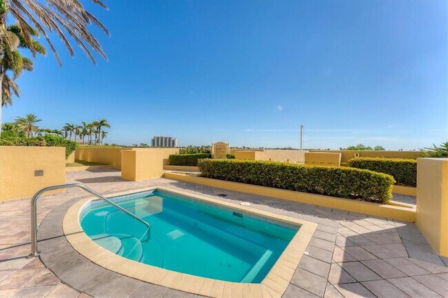 Building Photo - 130 Riviera Dunes Way