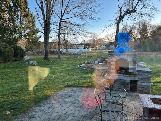 Building Photo - 24 Colonial Dr