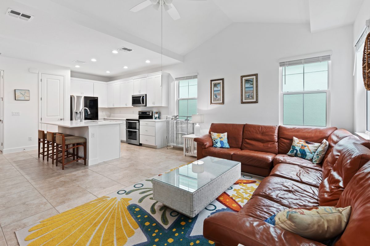 Building Photo - 531 Daiquiri Pl