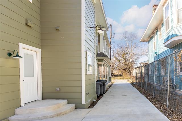 Building Photo - 4522 Reiger Ave