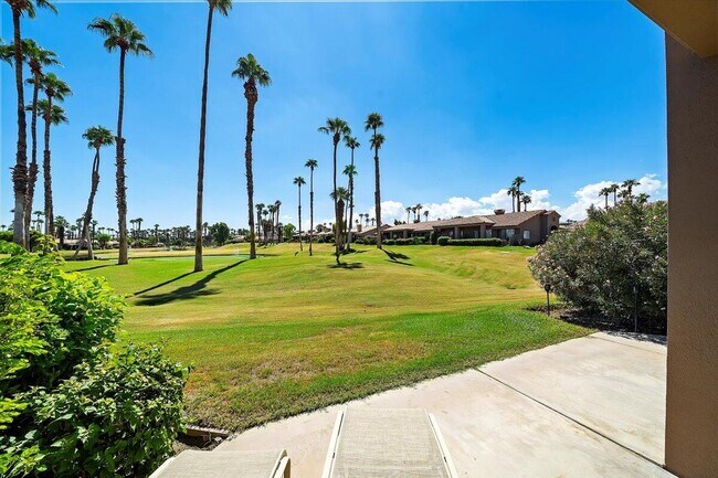 Building Photo - 38615 Palm Valley Dr