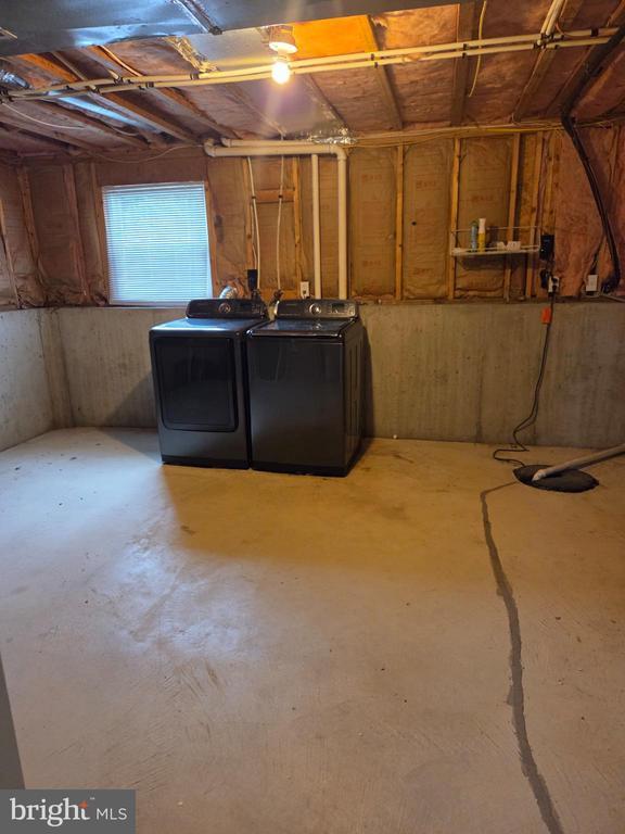 Building Photo - 138 Rosie Dr