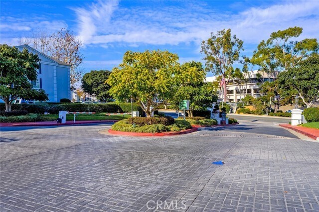 Building Photo - 300 Cagney Ln