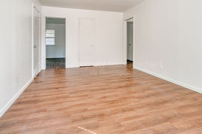 Building Photo - 1307 NW 81st St