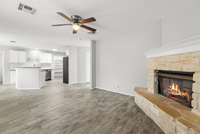 Building Photo - 16802 Bailey Jean Dr