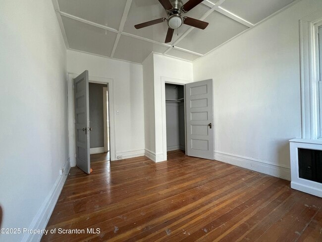 Building Photo - 2087 N Main Ave