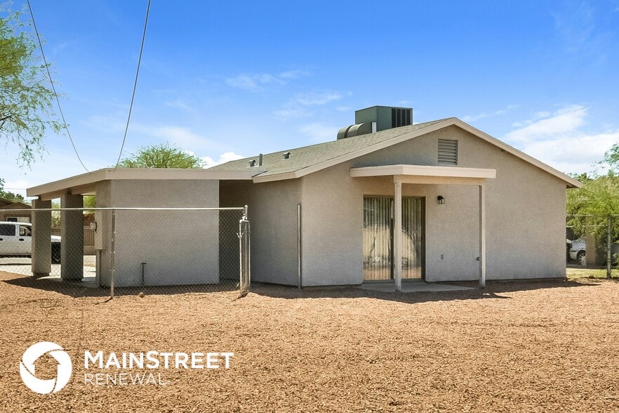 Building Photo - 5040 Fremont Ave