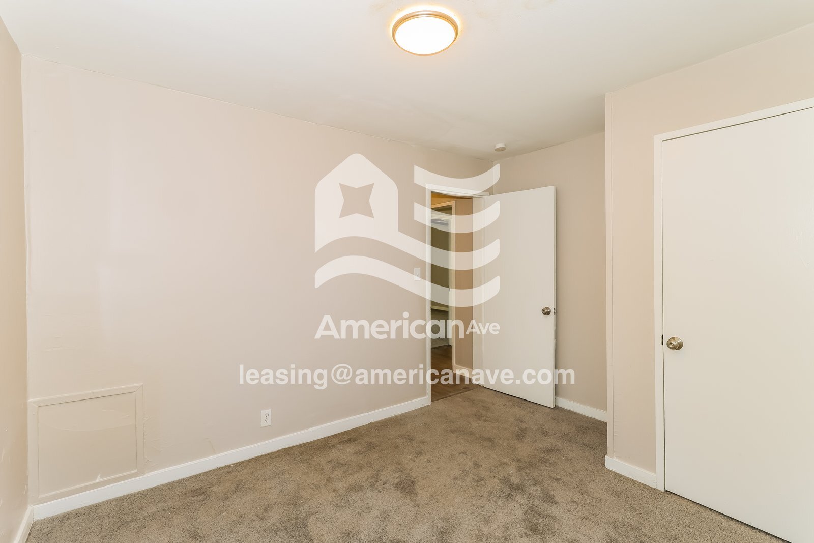 Building Photo - 652 Lorraine Dr