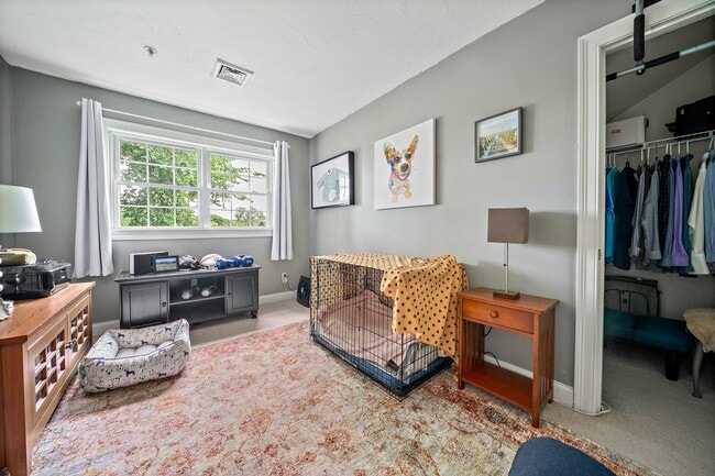 Building Photo - 24 Wall St