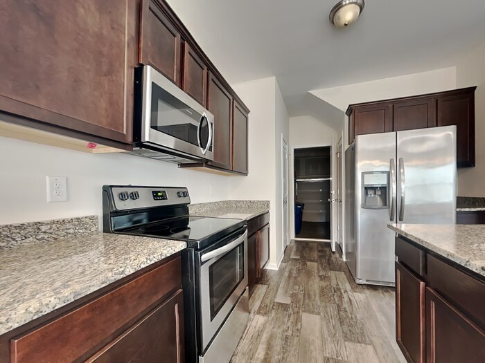 Building Photo - 394 Eagle Feather Loop
