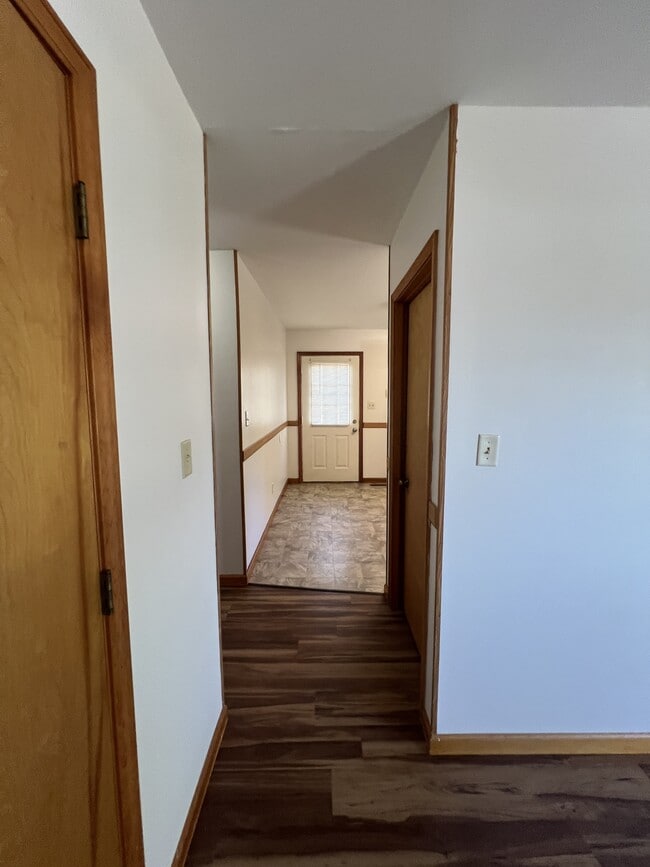 Building Photo - 61 E Park St