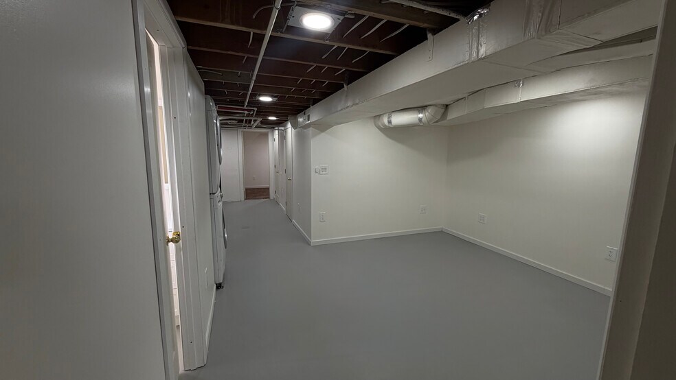 Building Photo - 2659 Brinker Ave