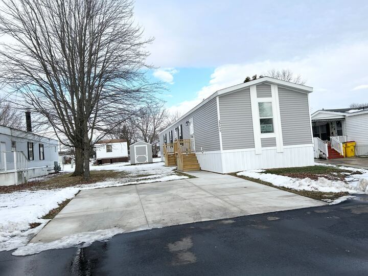 Building Photo - 29649 Cambridge Ct