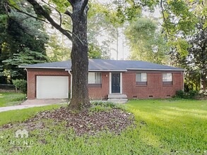 Building Photo - 5906 Pineglen Ct