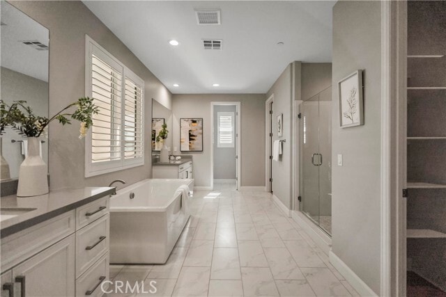 Building Photo - 370 Sawbuck