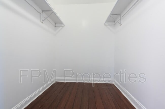 Building Photo - 4127 Shirley Ave