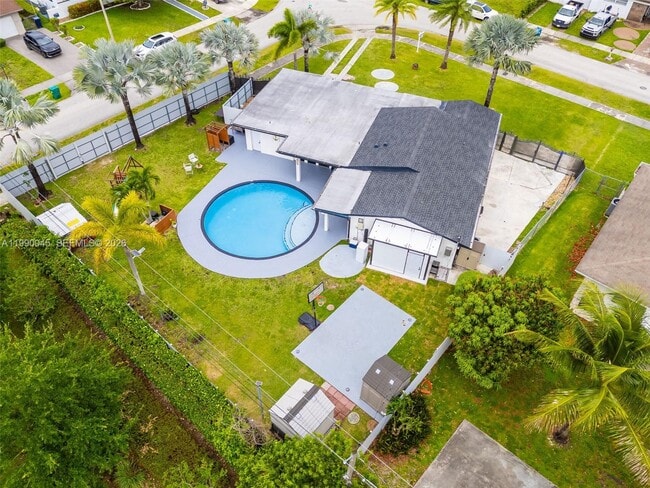 Building Photo - 11220 SW 181st Terrace