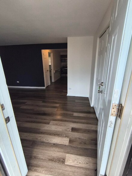 Building Photo - 7617 S Colfax Ave