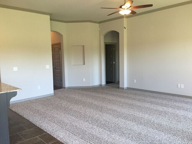 Building Photo - 7132 NW 145th St