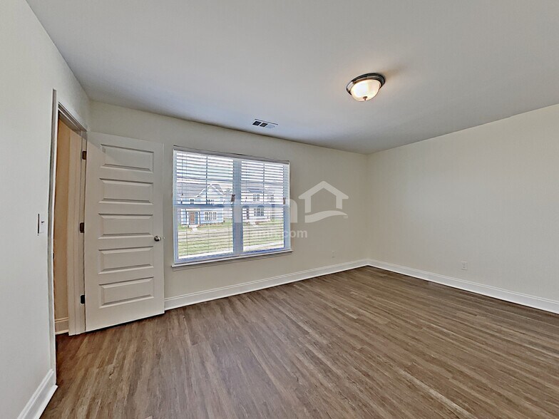 Building Photo - 5332 Tupelo St