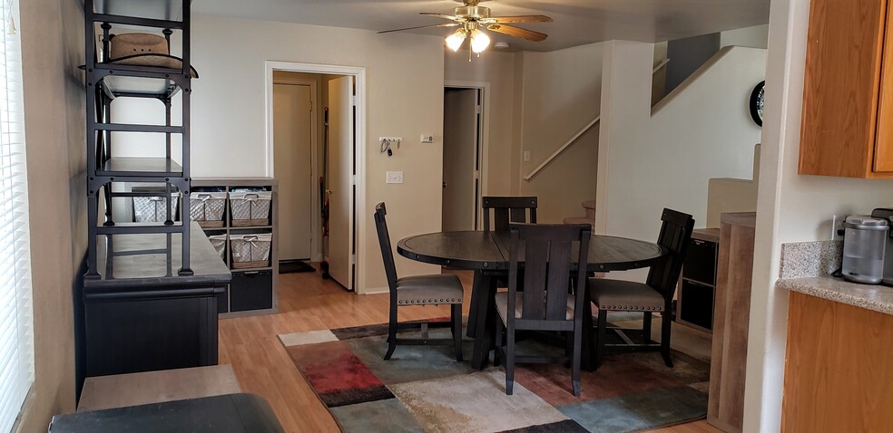 Building Photo - 9402 Santa Fe Rose Street