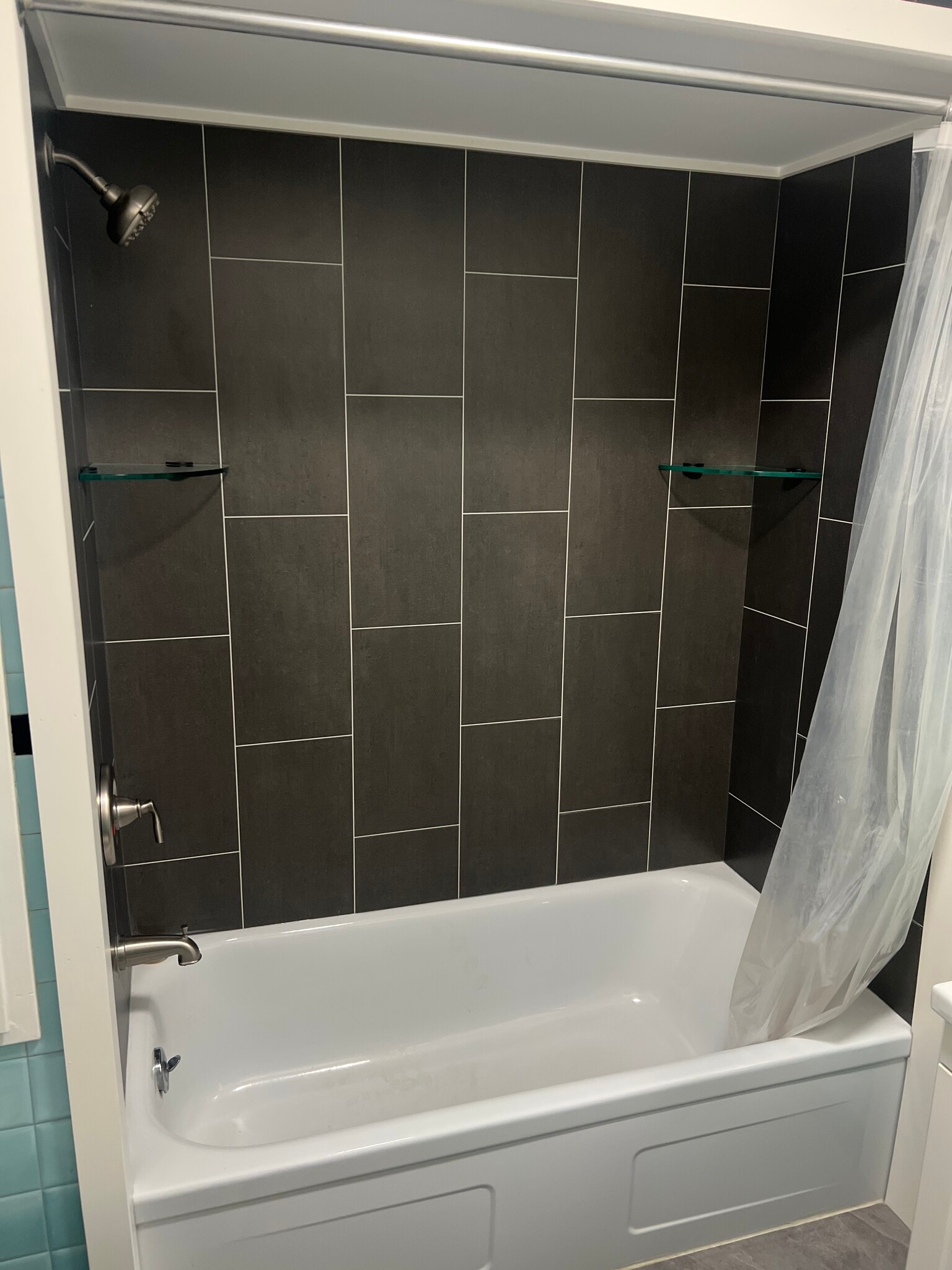 Building Photo - 412 W Ridge St