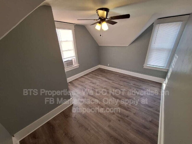 Building Photo - 1912 W Ann St