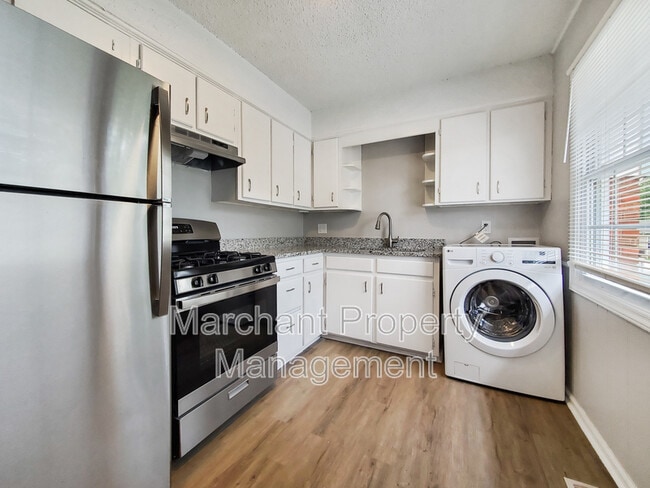 Building Photo - 719 Amy Gray Street