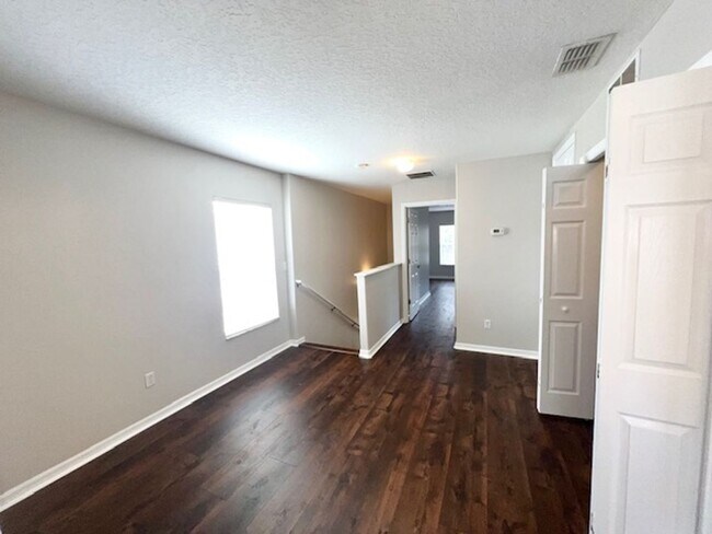 Building Photo - 3522 Caruso Pl