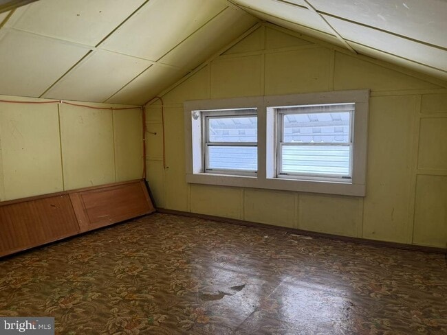 Building Photo - 132 Homecrest Ave