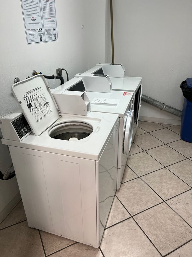 Building Photo - 2 Bedroom Condo at the Wimbledon Tennis Club Community