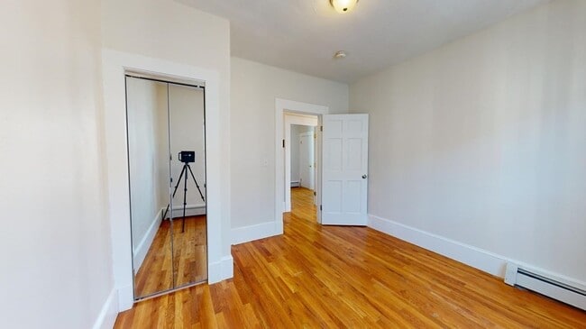 Building Photo - 11 Elder St