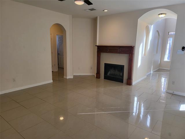 Building Photo - 2648 Dunbar Dr