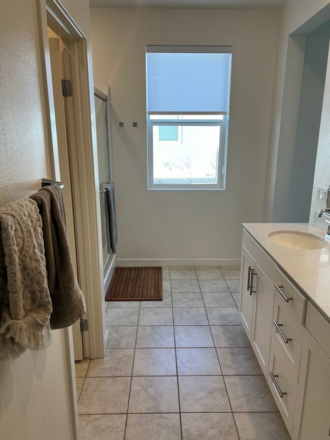 Building Photo - 3720 S Allston Paseo