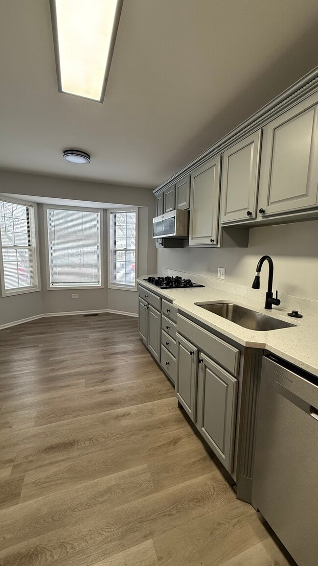 Building Photo - 3531 Princeton Ave