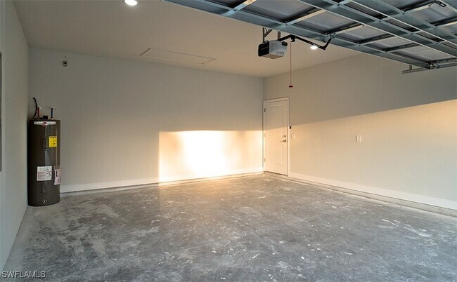Building Photo - 8007 Vega Ct