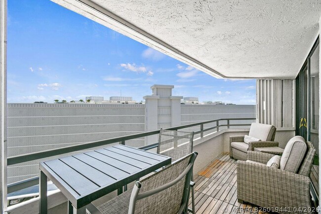 Building Photo - 3560 S Ocean Blvd