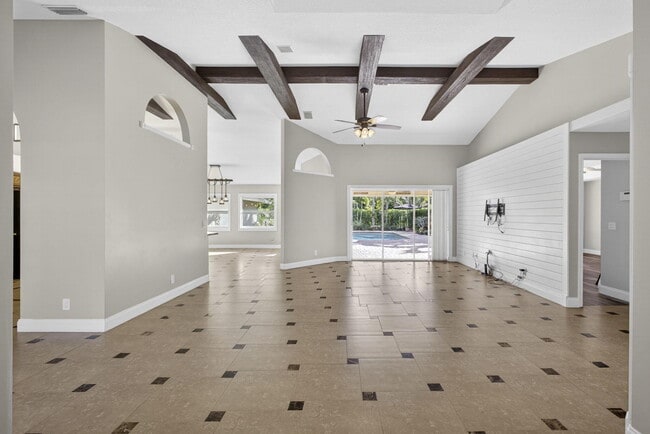 Building Photo - 11646 63rd Ln N