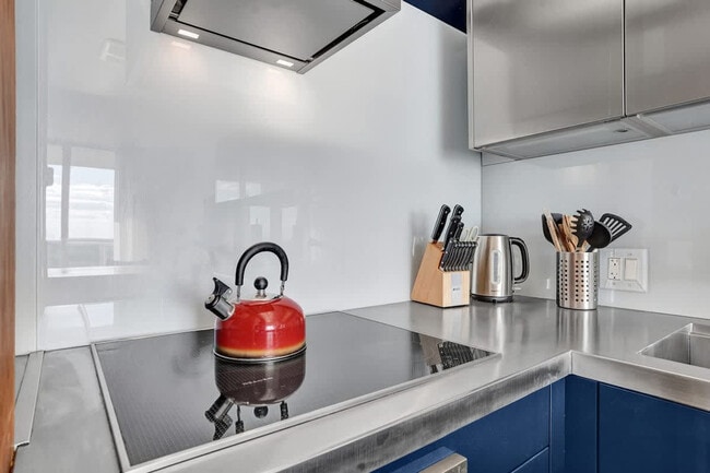 Building Photo - 2889 McFarlane Rd