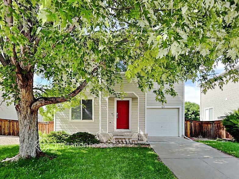 Primary Photo - 1465 Hummingbird Cir