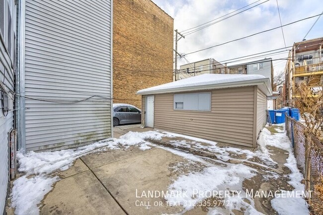 Building Photo - 4614 N Central Park Ave