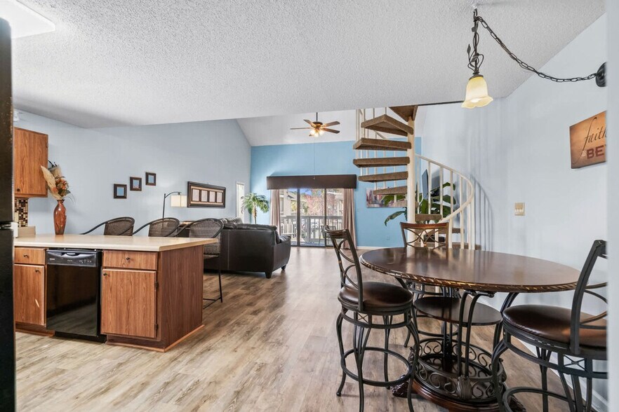 Building Photo - 1908 Hwy 17 S