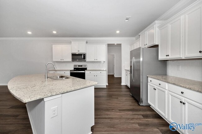 Building Photo - 157 High Leaf Dr